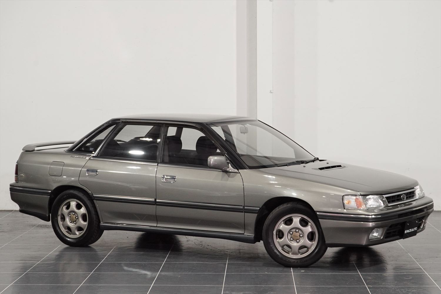 Subaru Legacy｜名車ギャラリー｜SPACE AUTO｜全国販売の高品質中古車専門店