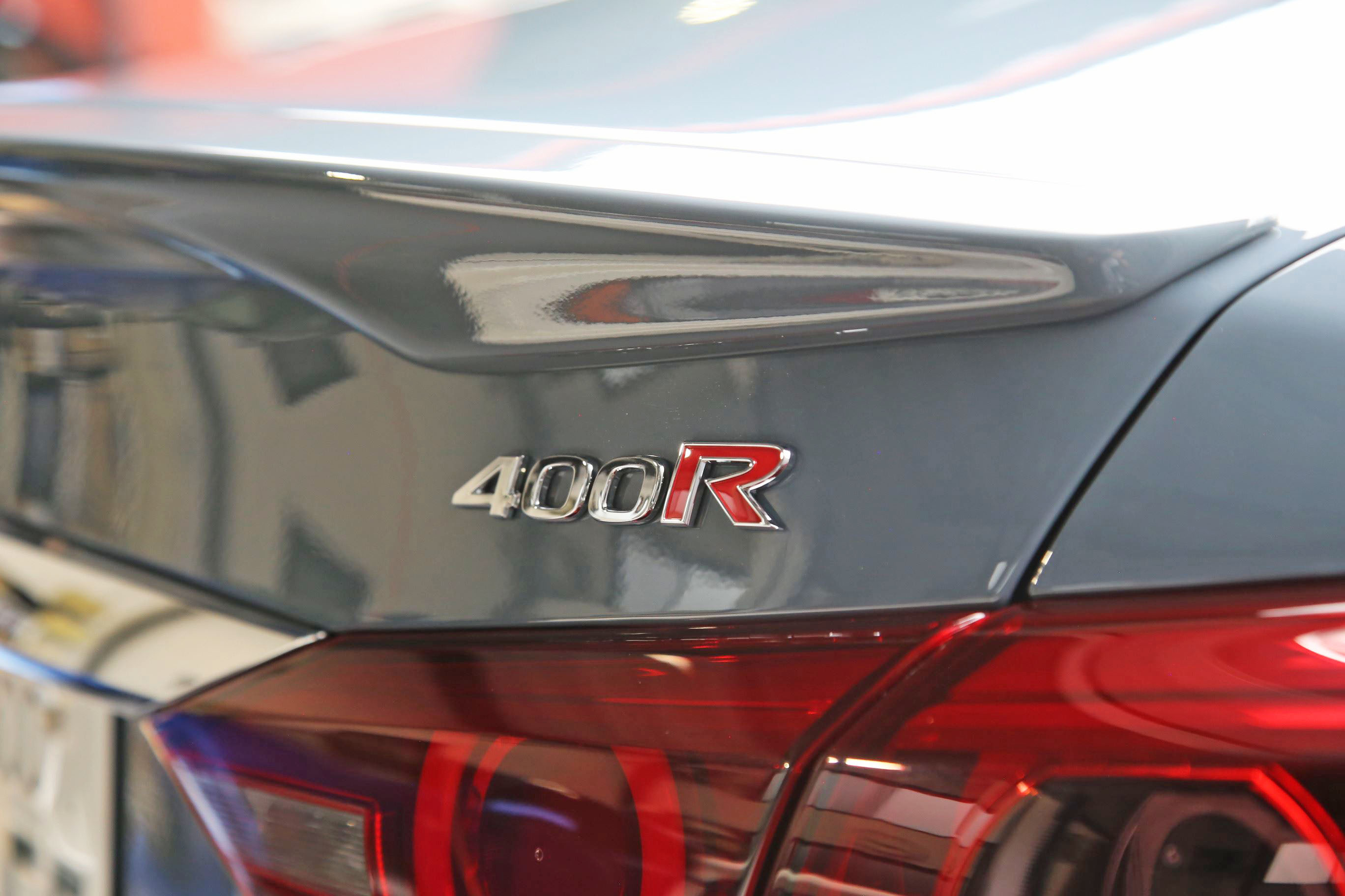 【 NEW STOCK !! 】NISSAN SKYLINE（RV37型）400R