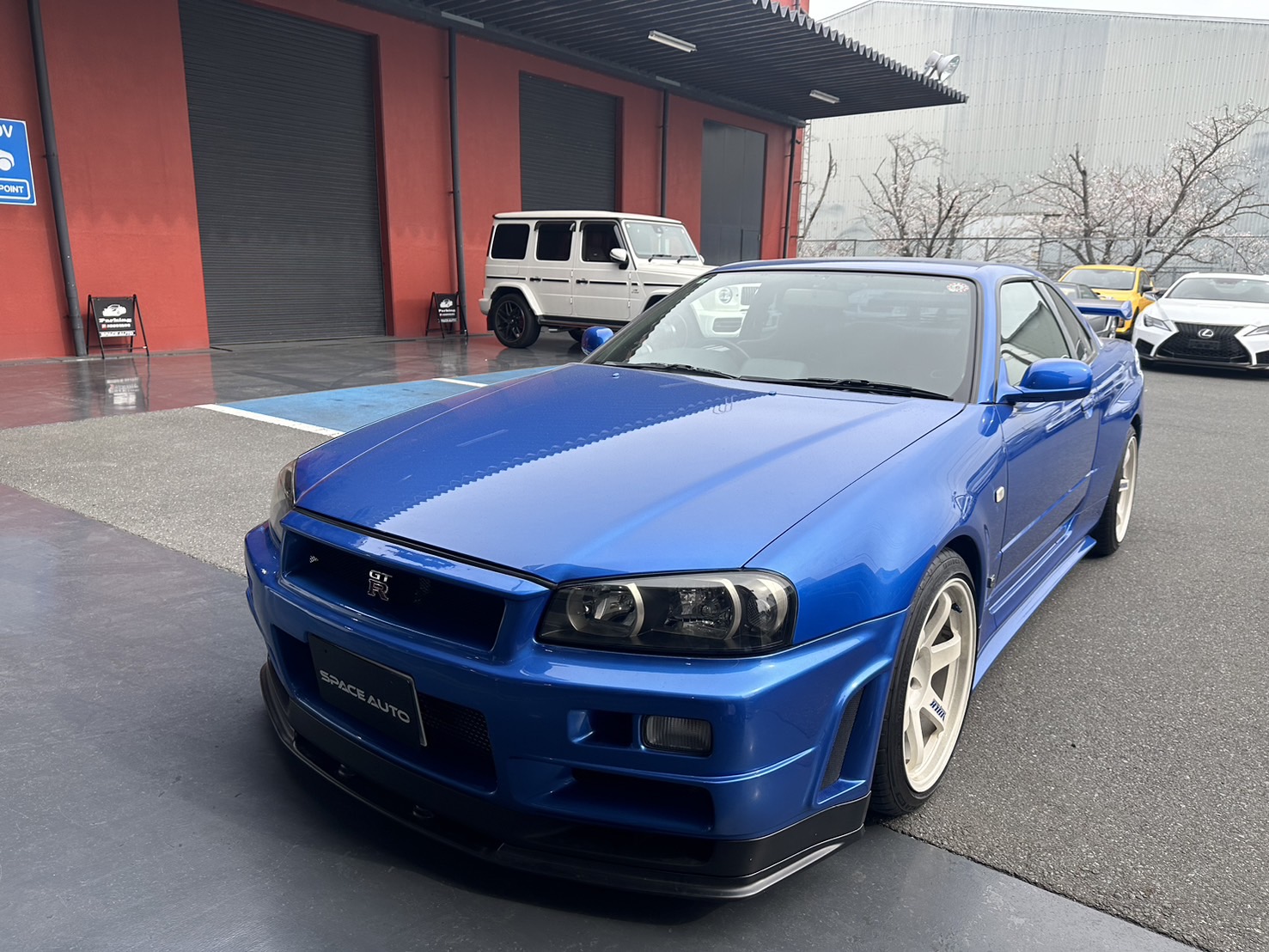 【カスタム】スカイラインGT-Rパーツ取り付け！！(BNR34)