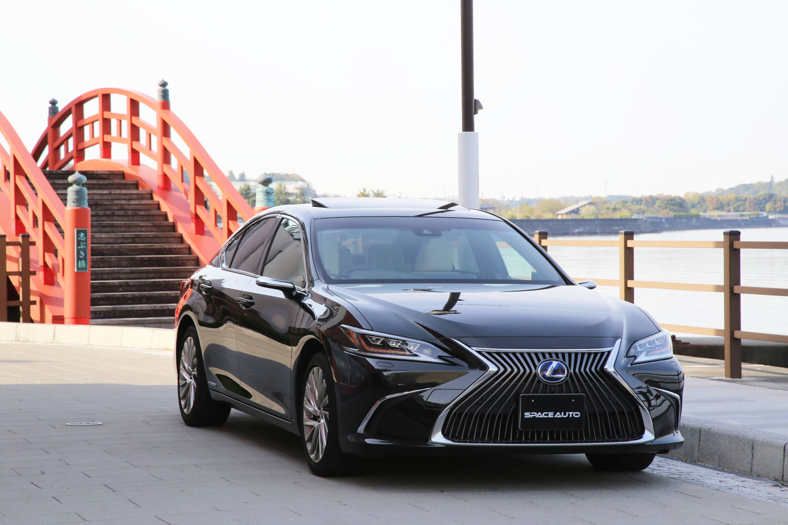 高級ブランド「レクサス」　スペースオートでも販売中です！