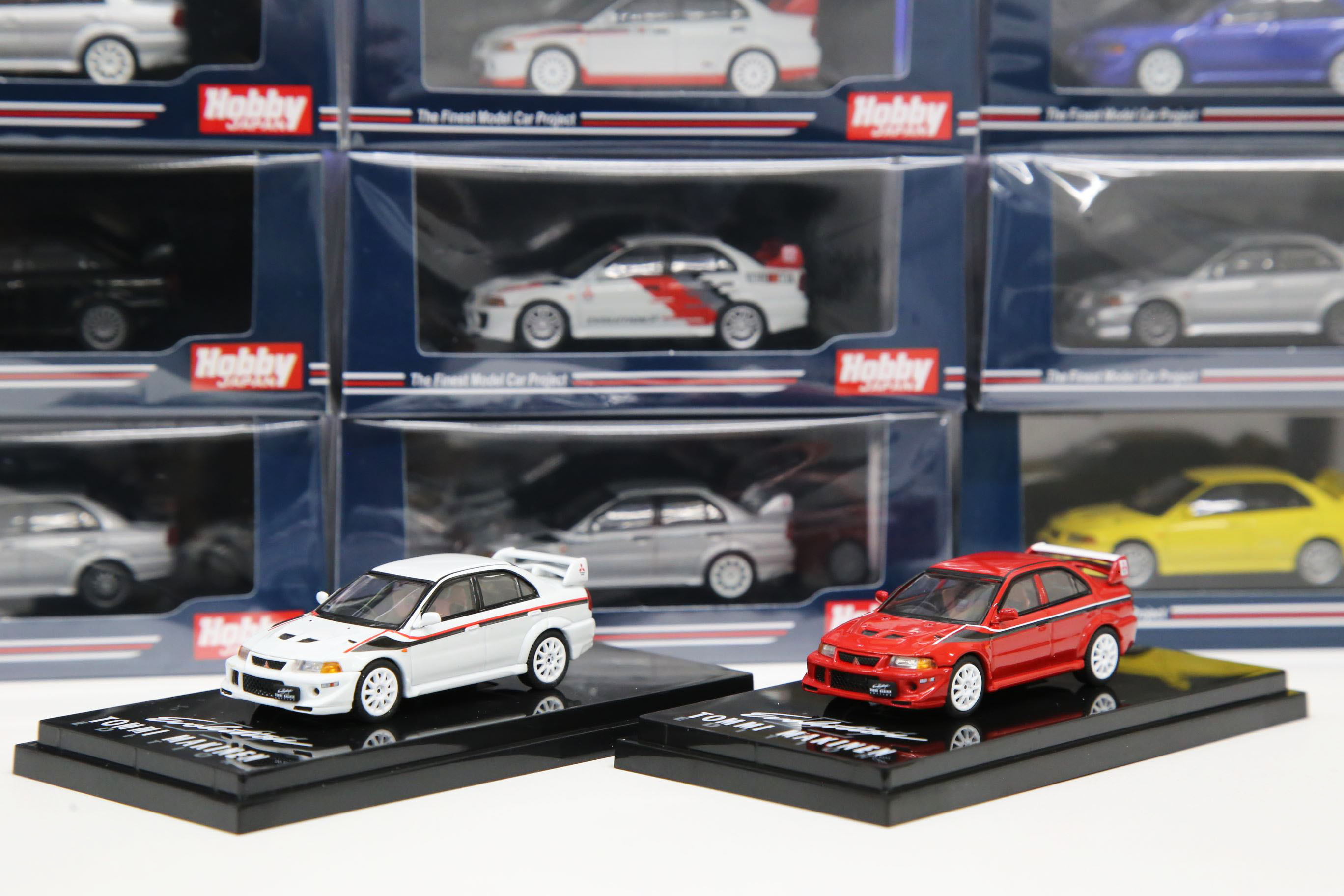 実はスペースオートの在庫車両がモデルのミニカーが発売されています！！