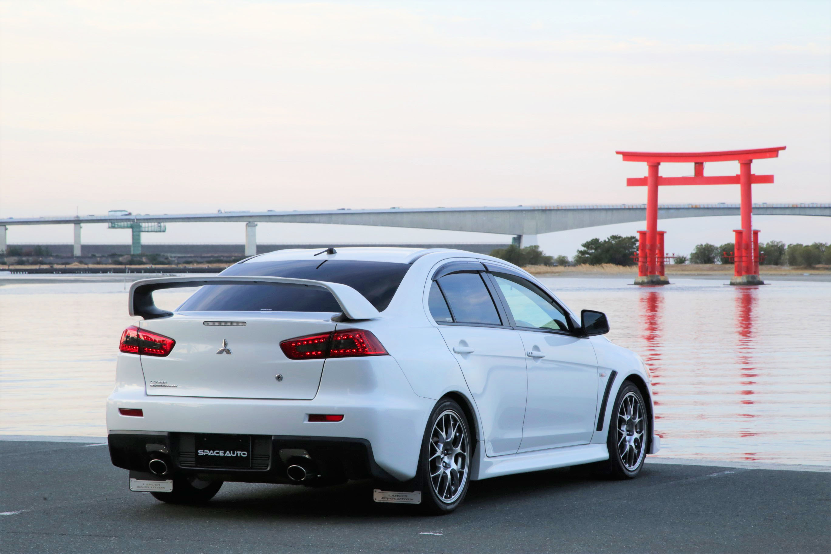 弁天島･海浜公園！赤い鳥居と浜名湖が映える観光スポット！！