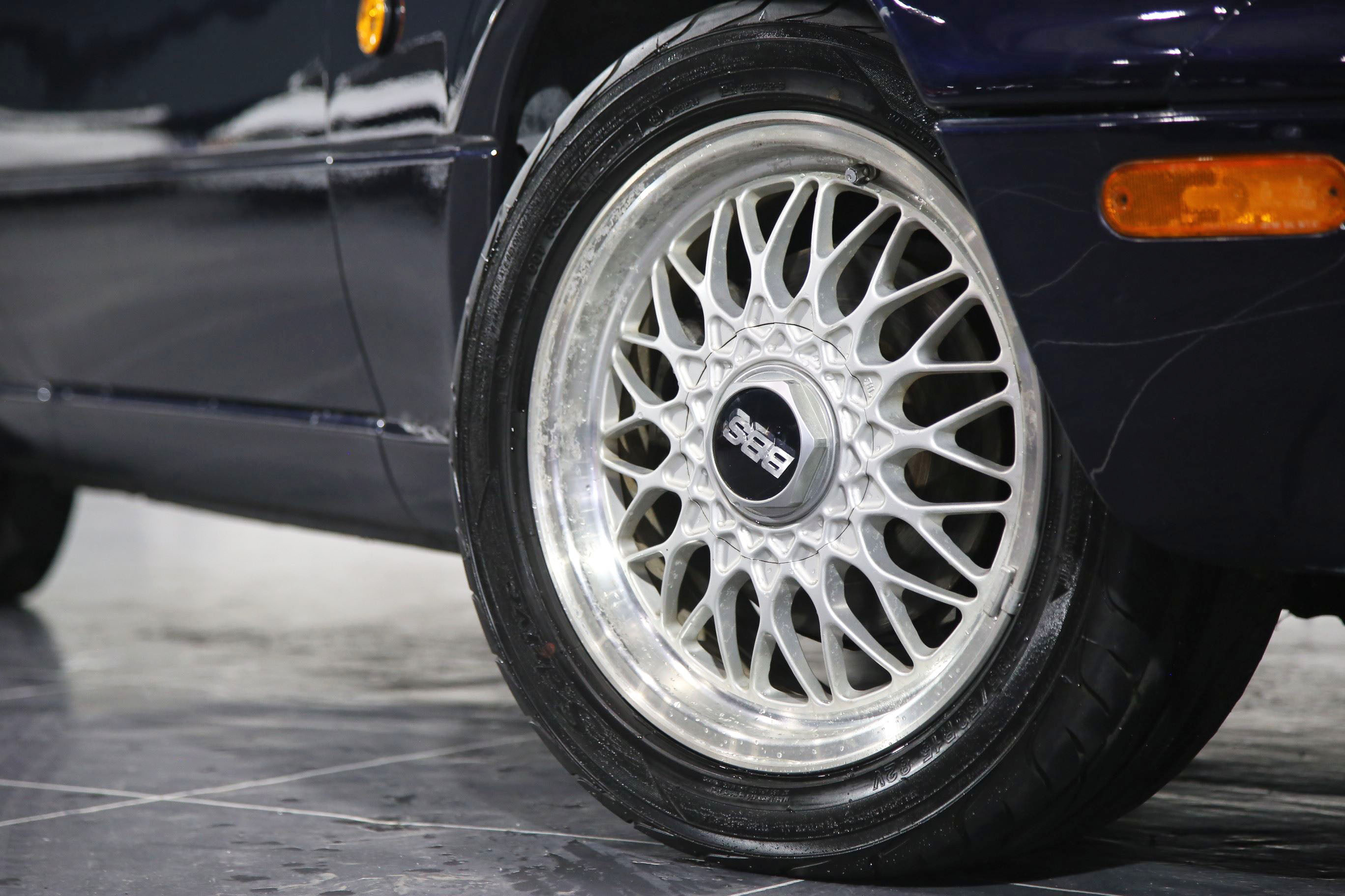 【 NEW STOCK !! 】外装も内装も特別仕様の1台～ユーノス～